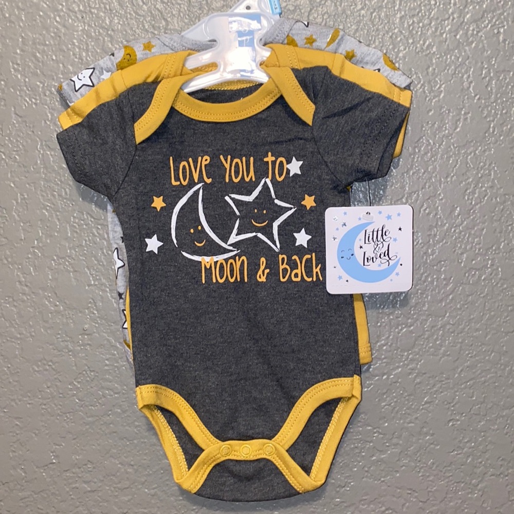 0-3 Months Onesie Set